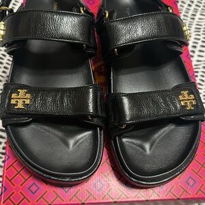 Tory Burch Kira like new dual band sport sandals in black. SOLD OUT in stores